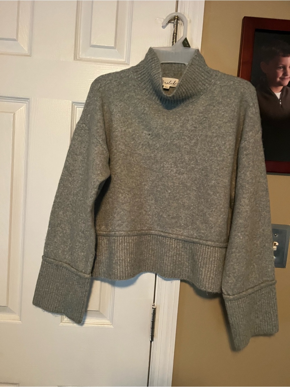 Marled Wool-Blend Gray Mock Neck Sweater medium